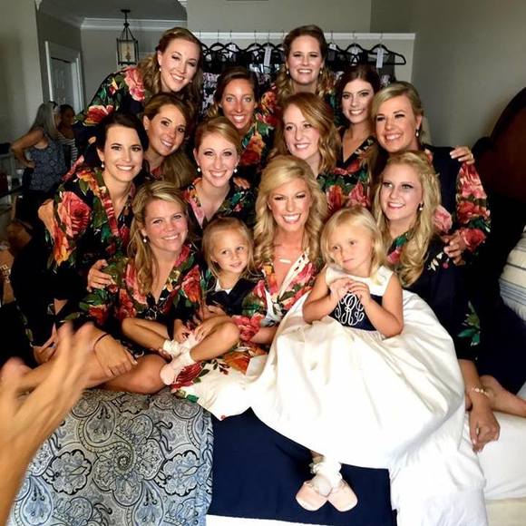 Meet your Posher, Meredith - Picture 1 of 3